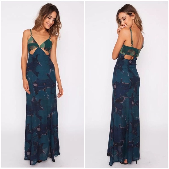 STONE COLD FOX LILY GOWN HOLIDAY BRIDAL RESORT - Picture 7 of 8